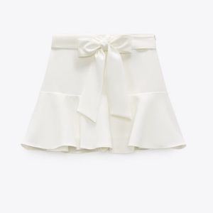 Zara BOW TRIM SKORT XS